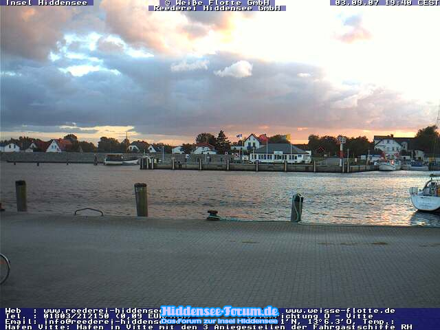 Sonnenuntergang am Vitter Hafen