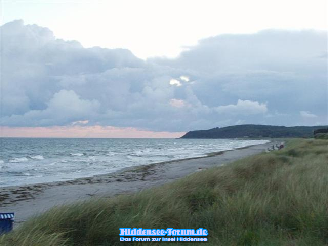 Wolkenwand über der Steilküste