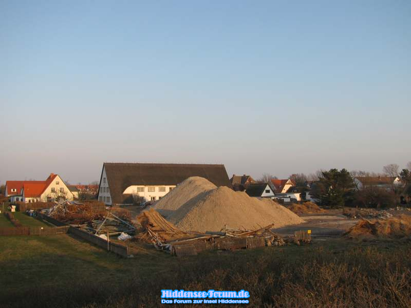 Volkswerfhäuser im April 2009