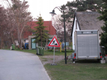 Das einzige Verkehrsschild auf Hiddensee