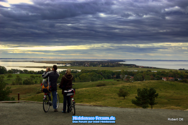 INSEL MIT NEUER BEFESTIGUNG