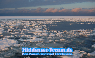 Überfahrt zur Insel im Winter...