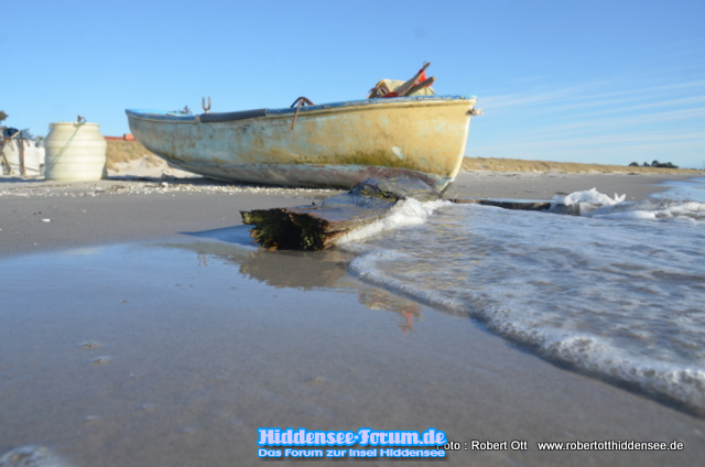 Das  Boot am Strand