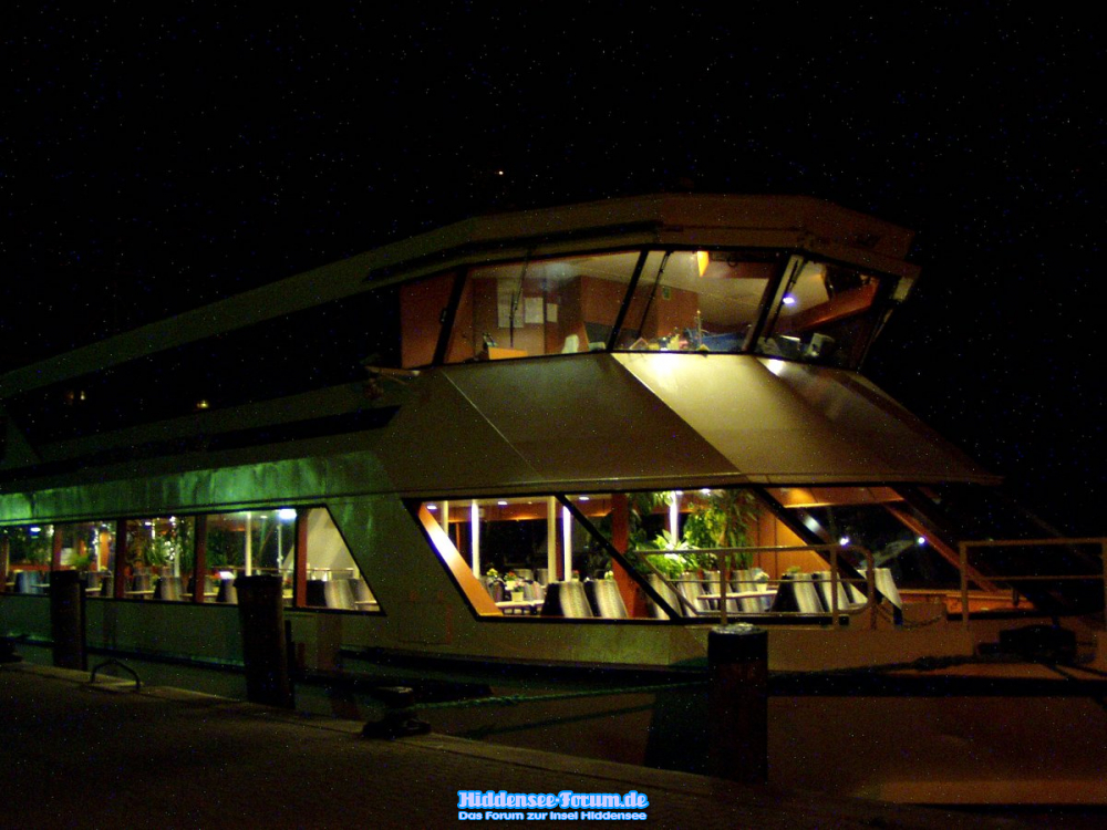 Abends im Hafen von Vitte