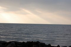 Sonne strahlt die Ostsee an