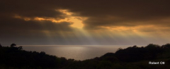 Sonnenstrahlen tasten sich langsam an Hiddensee an