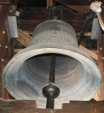 Glocke im Gebälk